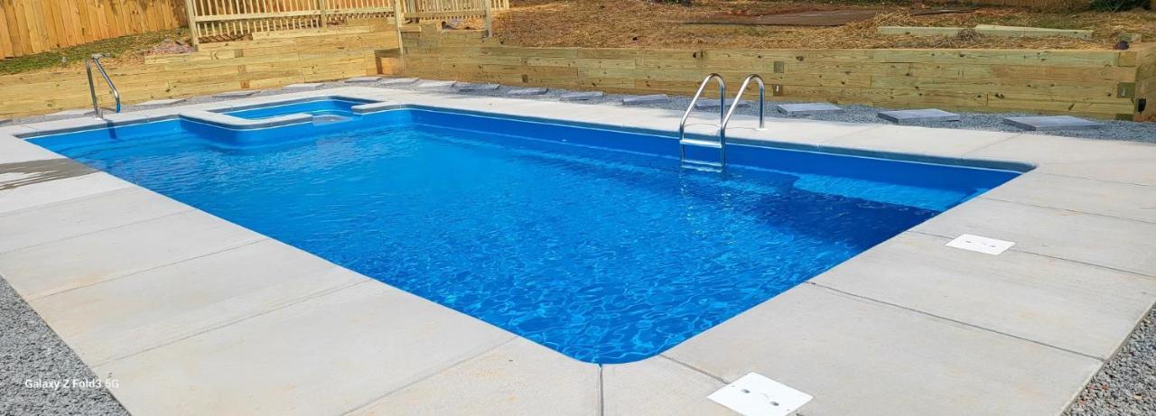 Rare Find! Private Heated Pool & Spa - Entire Home Near Atl City Center Atlanta Esterno foto
